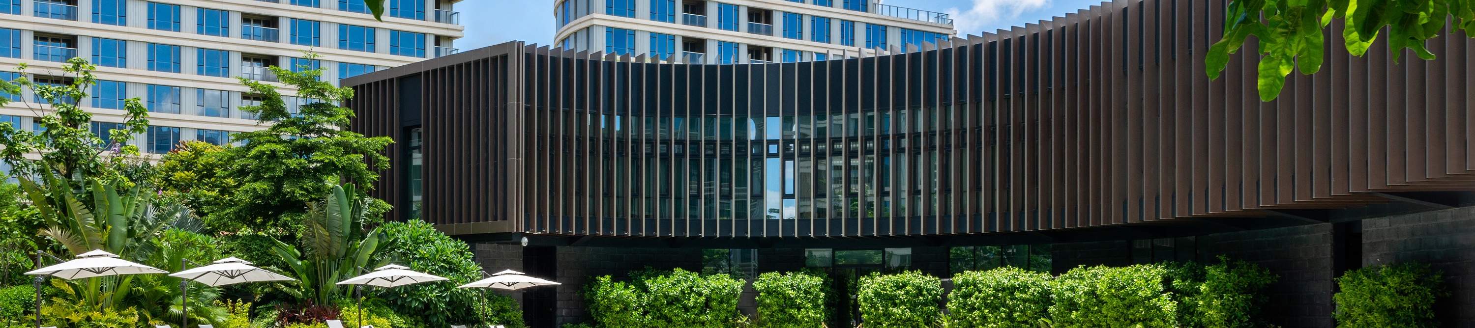 Outdoor swimming pool